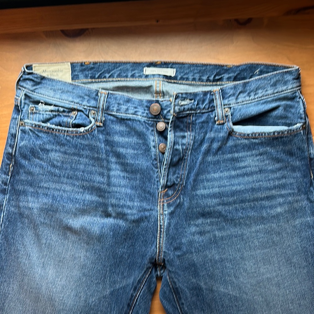 Slight distressed Abercrombie Jeans 36x32